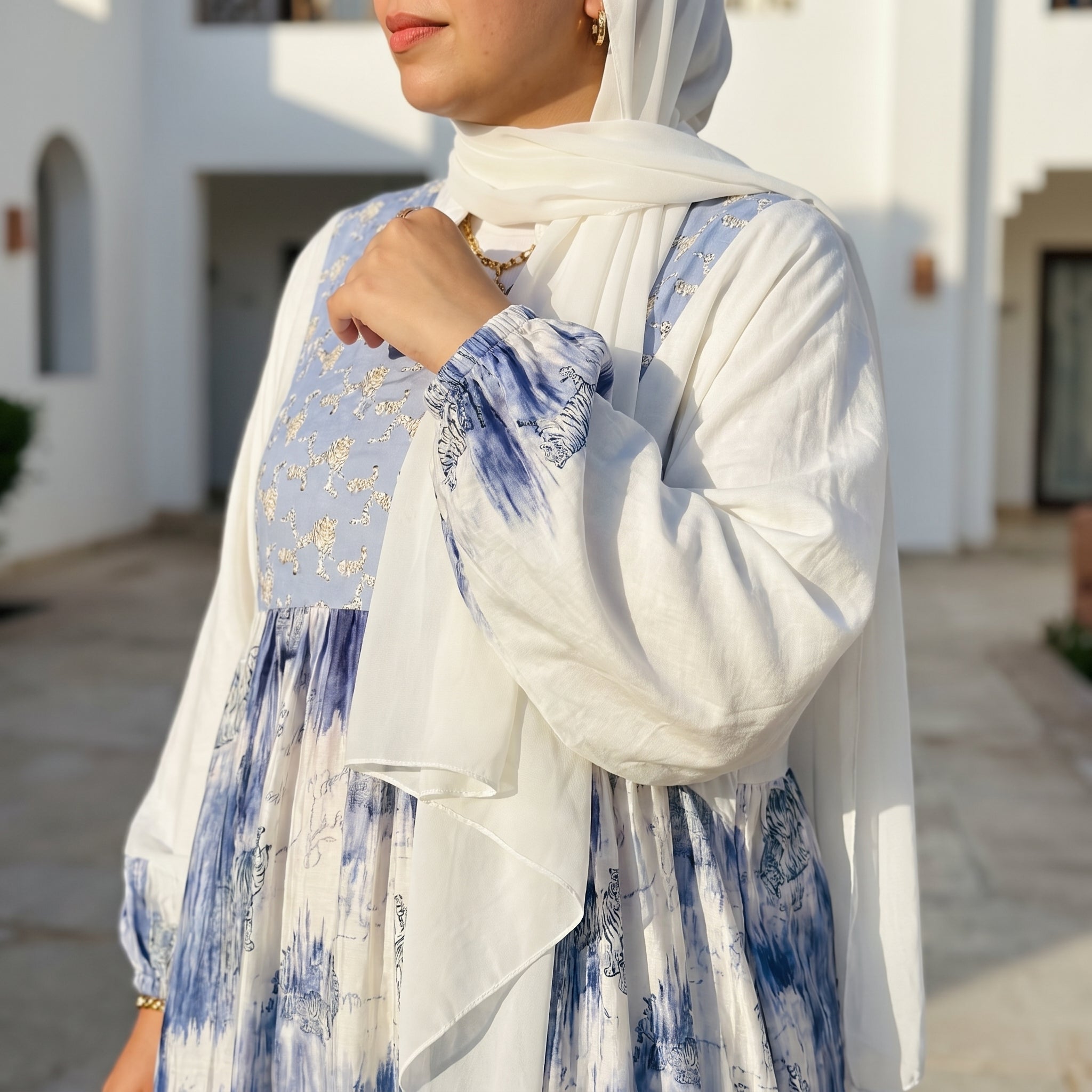 Galaxy Print Linen Maxi Dress full view | عرض كامل لـفستان ماكسي كتان بطبعة جالاكسي – view 6 | لقطة 6