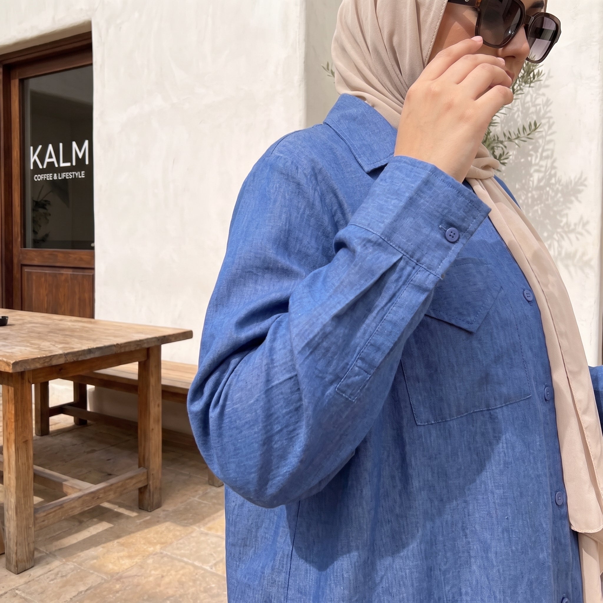 Casual Denim Two-Piece Suit full view | عرض كامل لـطقم جينز كاجوال قطعتان – view 4 | لقطة 4