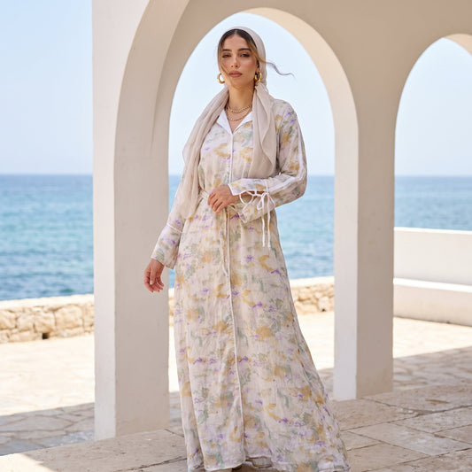 Model wearing Crinkled Linen Belted Dress | عارضة ترتدي فستان كتان مجعد بحزام – view 1 | لقطة 1