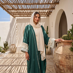 Model wearing Boho Embroidered Linen Cardigan | عارضة ترتدي كارديجان كتان بوهيمي مطرز – view 1 | لقطة 1