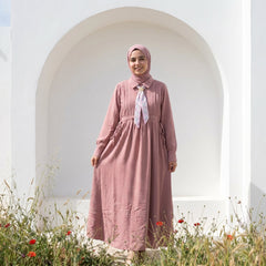 Linen Tie-Neck Dress full view | عرض كامل لـفستان كتان برباط رقبة – view 9 | لقطة 9