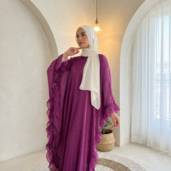 Flowy Chiffon Abaya full view | عرض كامل لـعباية شيفون انسيابية – view 1 | لقطة 1
