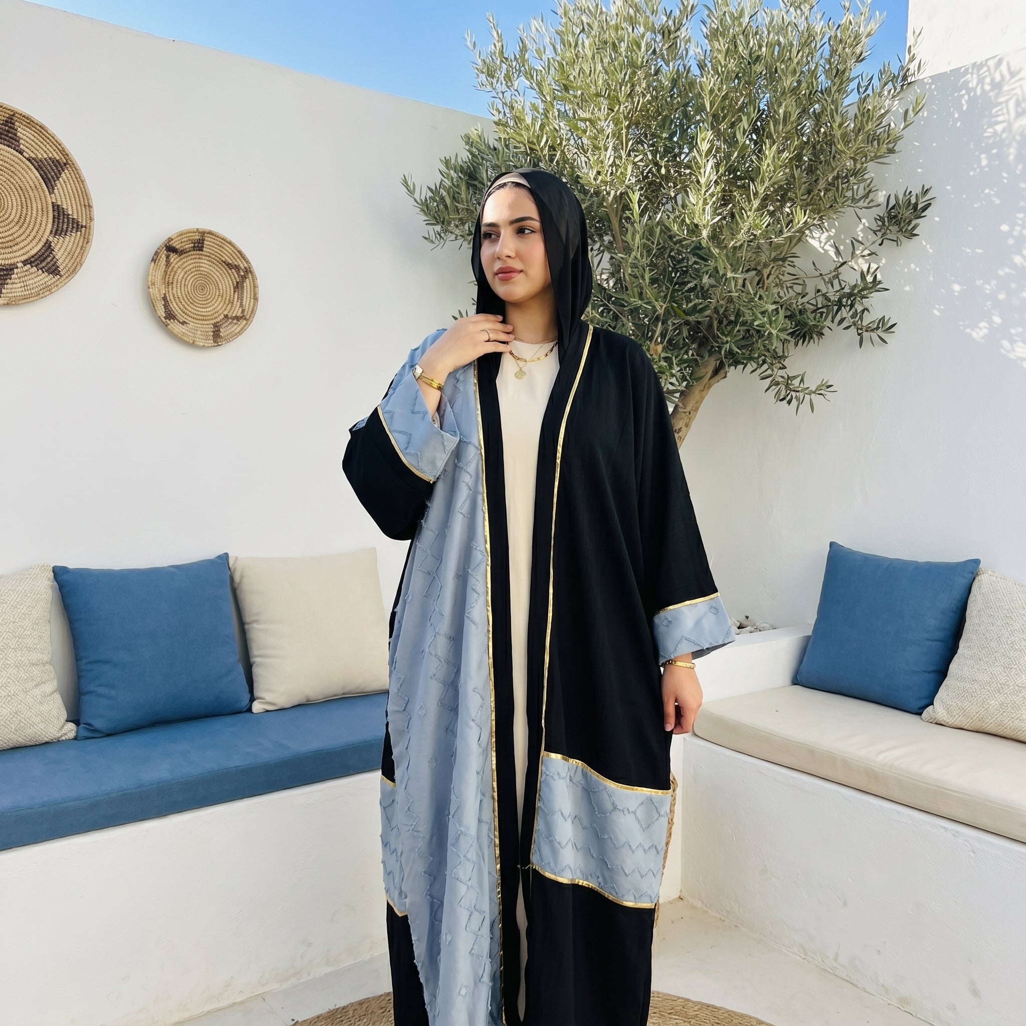 Two-Tone Textured Linen Cardigan full view | عرض كامل لـكارديجان كتان بلونين وملمس بارز – view 2 | لقطة 2