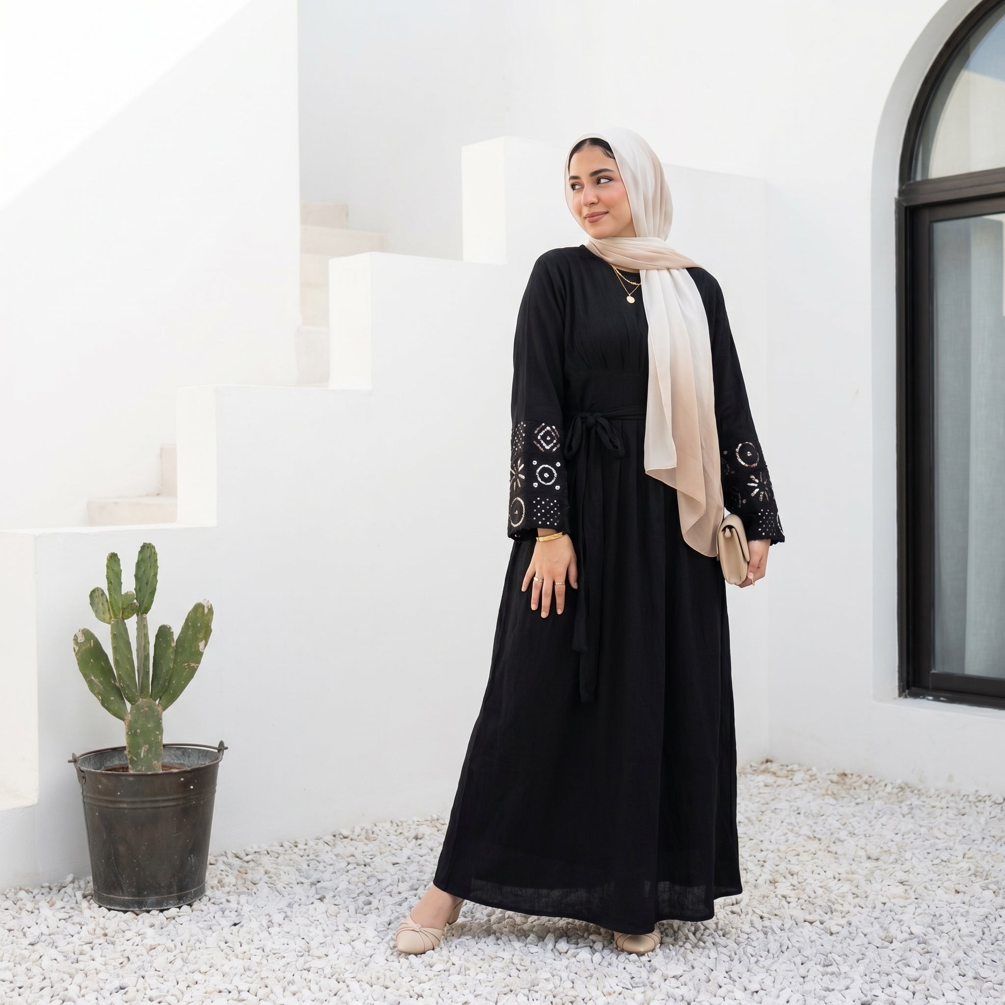 Crinkle Linen Dress full view | عرض كامل لـفستان كتان مجعد – view 1 | لقطة 1