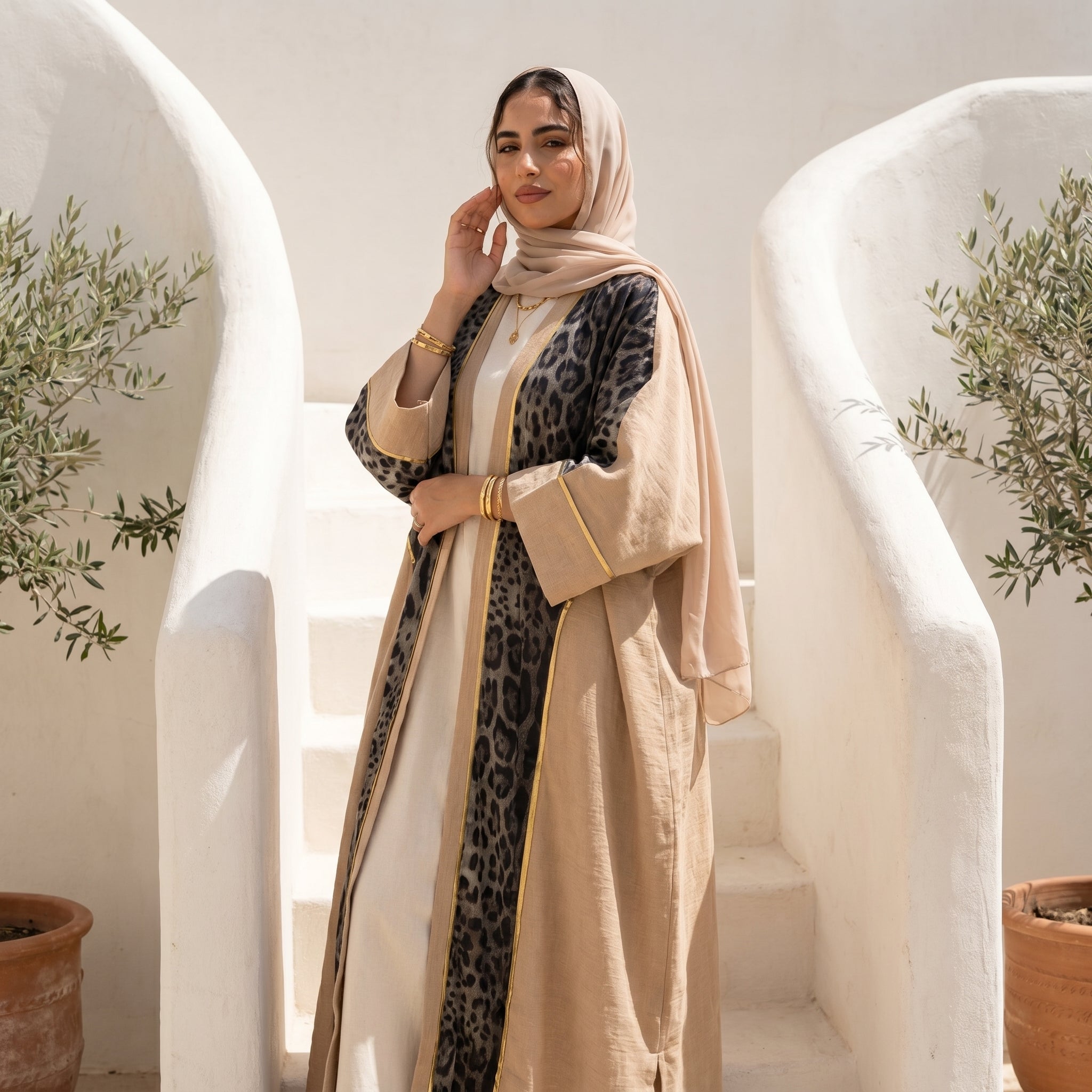Leopard Print Linen Cardigan full view | عرض كامل لـكارديجان كتان بطبعة ليوبارد – view 5 | لقطة 5