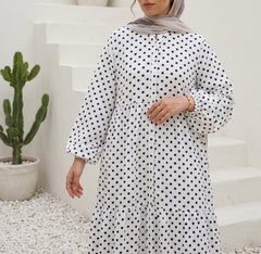 Polka Dot Dress full view | عرض كامل لـفستان منقط – view 4 | لقطة 4
