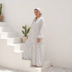 Polka Dot Dress full view | عرض كامل لـفستان منقط – view 2 | لقطة 2