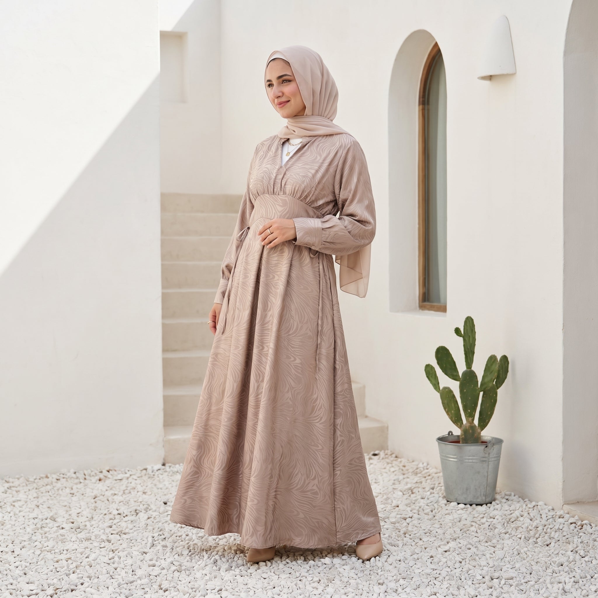 Satin Wrap Dress full view | عرض كامل لـفستان ساتان لف – view 5 | لقطة 5