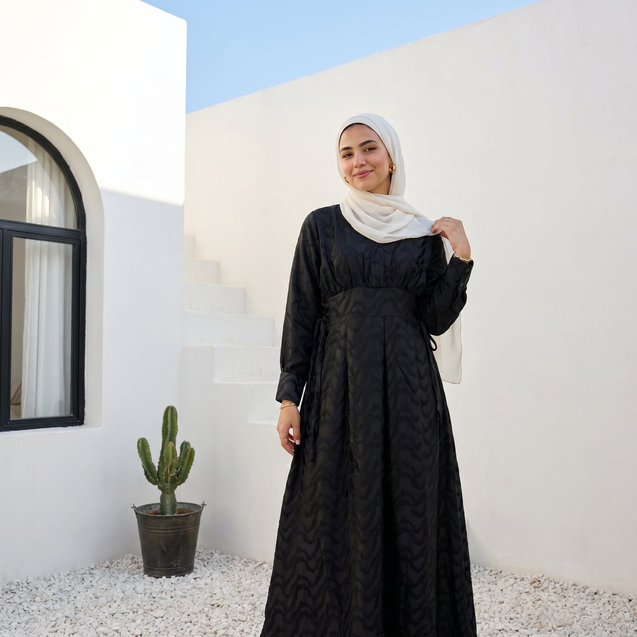 Satin Wrap Dress full view | عرض كامل لـفستان ساتان لف – view 3 | لقطة 3