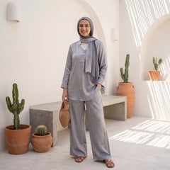 Shimmering Linen Two-Piece Suit full view | عرض كامل لـطقم كتان لامع قطعتان – view 9 | لقطة 9