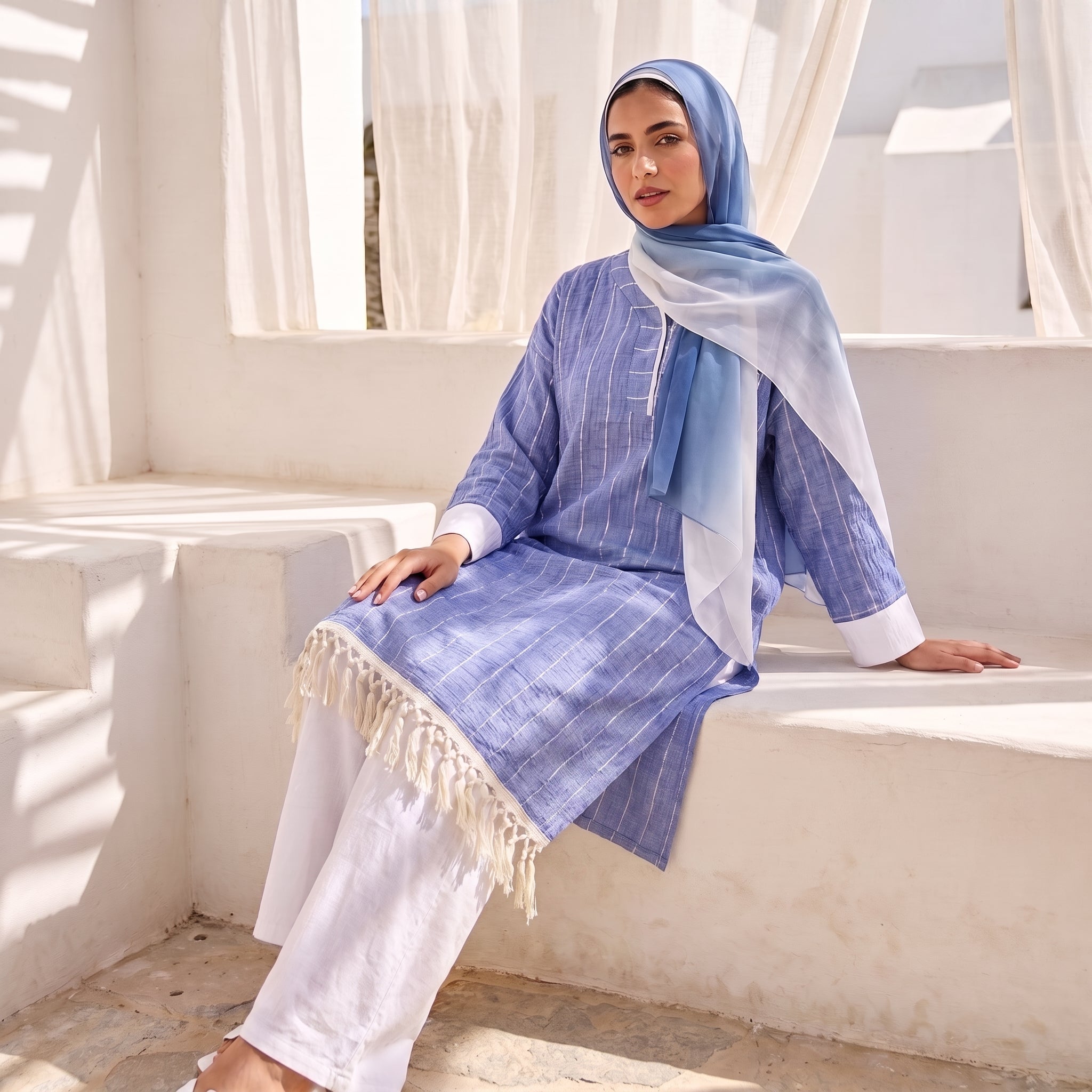 Striped Linen Tuni-Suit Set full view | عرض كامل لـطقم توني سوت كتان مخطط – view 2 | لقطة 2