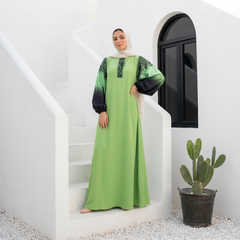 Crepe Abaya with Satin Sleeves full view | عرض كامل لـعباية كريب بأكمام ساتان – view 5 | لقطة 5