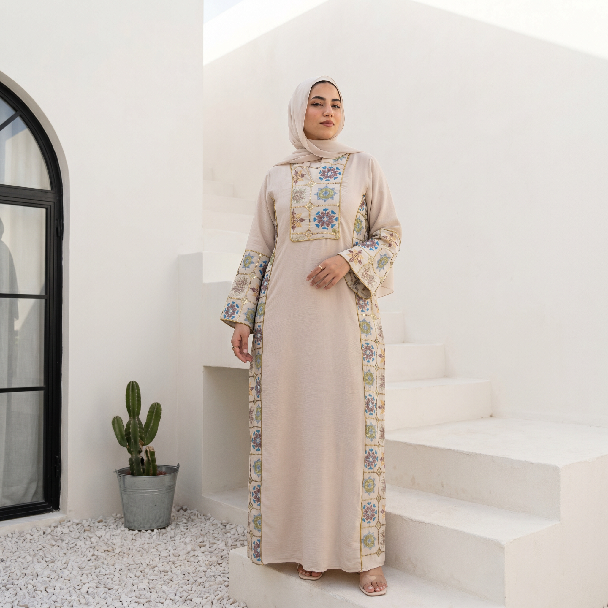 CY Embroidered Abaya full view | عرض كامل لـعباية CY مطرزة – view 1 | لقطة 1